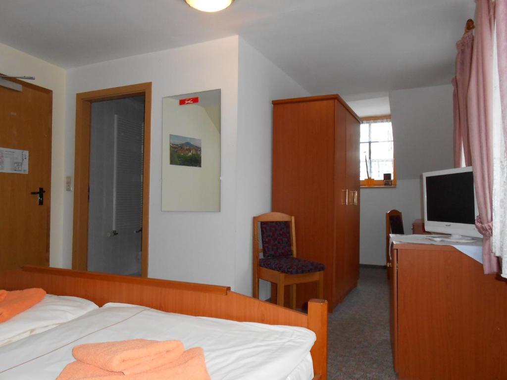Goldener Engel /Pension Görlitz Pokoj fotografie